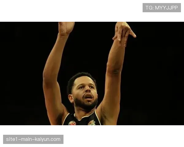 辽宁新援哈维首秀贡献四记三分 空间型四号位价值显现